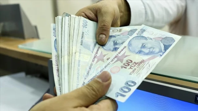 Asgari ücrette kritik gün! Gözler yarınki toplantıda