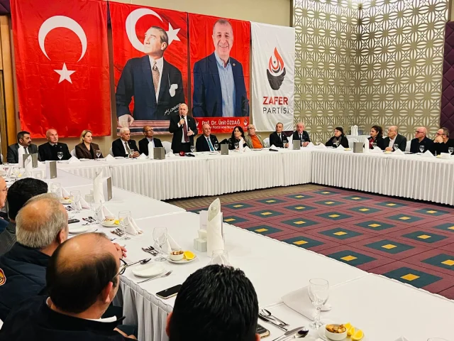 Ümit Özdağ Antalya'da STK ziyaretleri Gerçekleştirdi