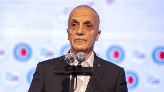 TÜRK-İŞ Genel Başkanı Ergün Atalay'dan Asgari Ücret Tespit Komisyonuna ilişkin açıklamalar