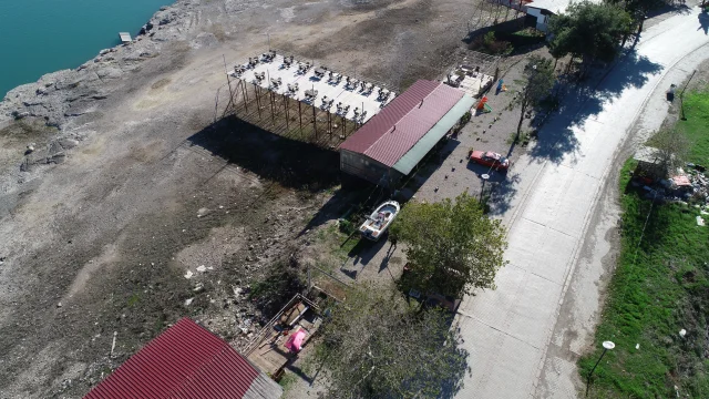 Adana'daki Amerikan Adası'nda Kaçak Yapılar İçin Yıkım Kararı