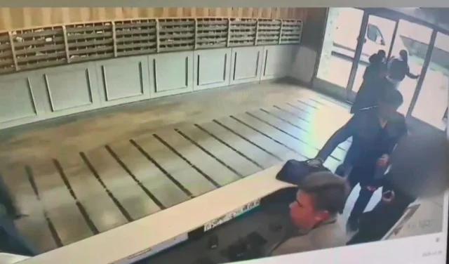 Kuyumculara Sahte Altın Sattı, Kameralara Yakalandı