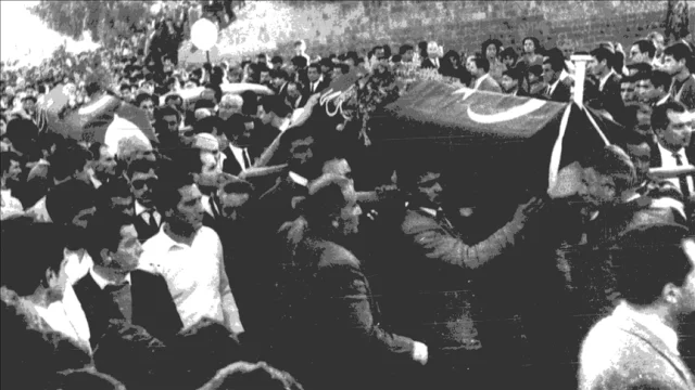 GKRY Liderinden Skandal Sözler: Kanlı Noel'e Kahramanlık Dedi