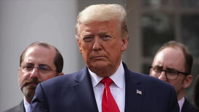 NSA Çalışanı Trump'ın Cinsiyet Kararnamesini Yargıya Taşıdı