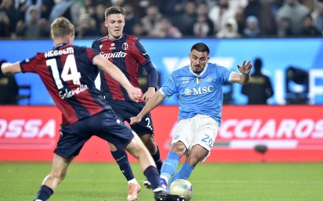 İtalya Süper Kupası'nı Napoli kazandı