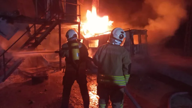 Hatay'da İşçilerin Kaldığı Yatakhanede Yangın Çıktı