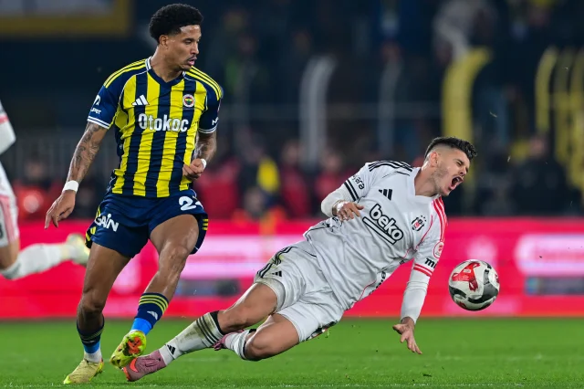 Kartal Pençesi: Beşiktaş Deplasmanda Fenerbahçe'yi Cerny ile Yıktı!