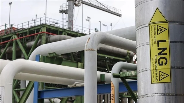 Rusya, LNG hedefini yaptırımlar nedeniyle erteledi