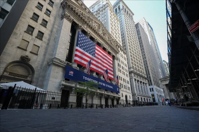 Wall Street Noel Tatili Sonrası Yönünü Arıyor!