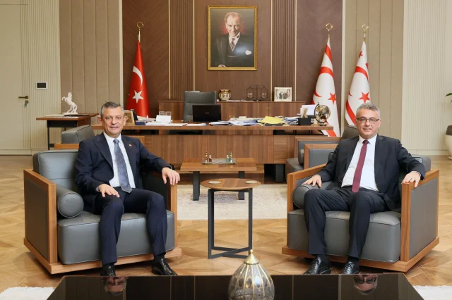 CHP Genel Başkanı Özel, KKTC Cumhurbaşkanı Erhürman ile görüştü