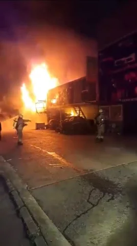 Başakşehir Oto Sanayi Sitesinde Yangın Faciası