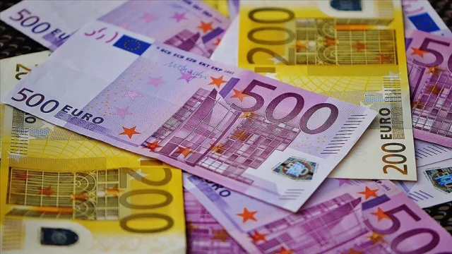 Bulgaristan'da Tarihi Dönüşüm 1 Ocak'ta Euro Dönemi Başlıyor!