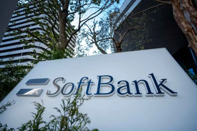 Japonya merkezli SoftBank, DigitalBridge'i 4 milyar dolara satın alıyor