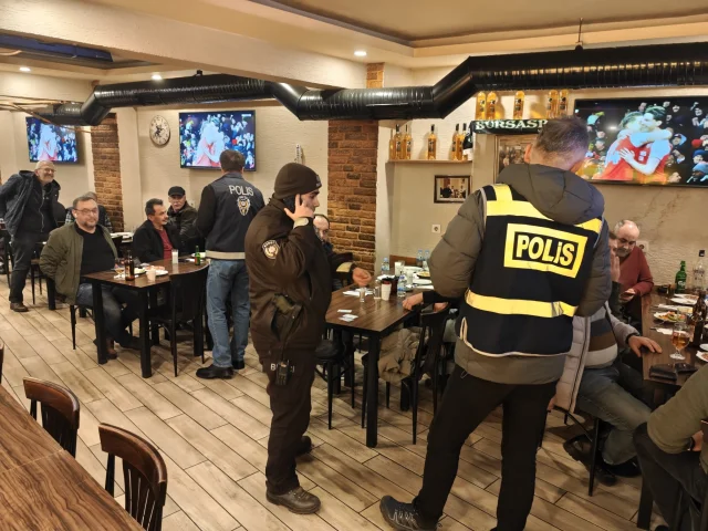 Yılbaşı Öncesi Bursa Genelinde 300 Polisle Sıkı Denetim