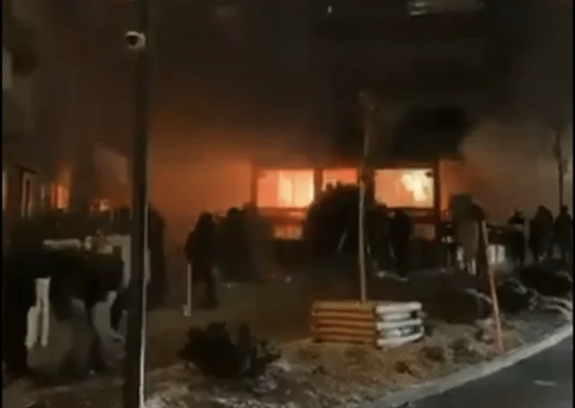 İsviçre'deki Patlamada Ölü Sayısı 40'ı Aştı: Terör Şüphesi Yok