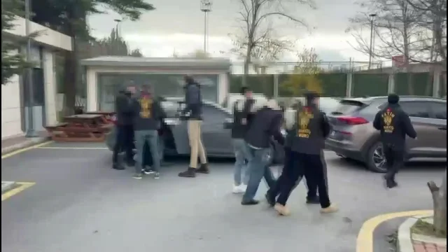 Fatih'te 2 Aylık Bebeğin Şüpheli Ölümü: Aile Gözaltında