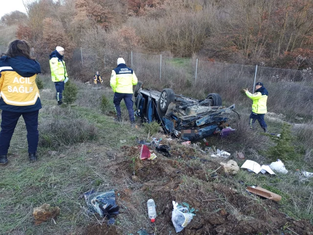 Balıkesir'de Feci Kaza: Otomobil Şarampole Yuvarlandı