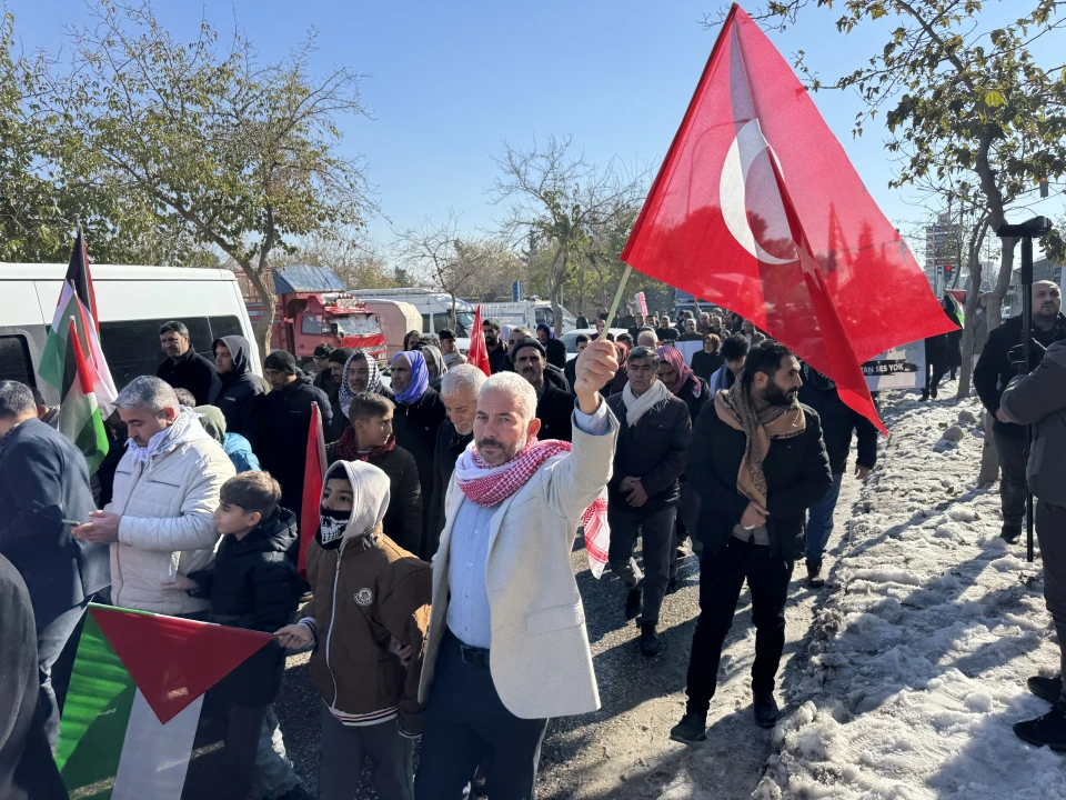 Şanlıurfa'da Filistin İçin Yürüyüş: Ebu Ubeyde İçin Namaz Kılındı
