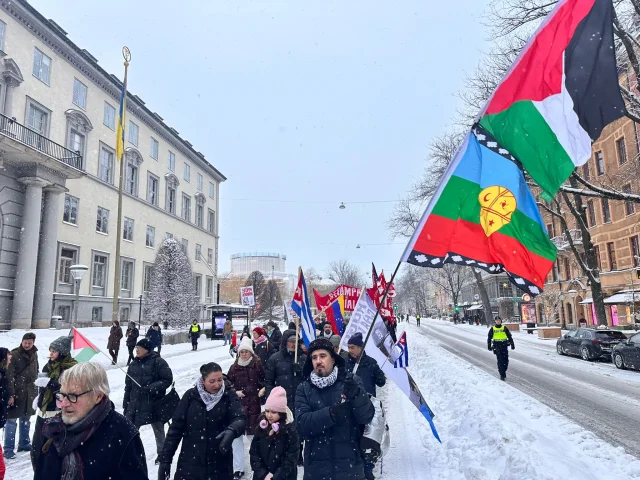 İsveç'te Meydanlar Doldu: ABD ve İsrail Protesto Edildi!