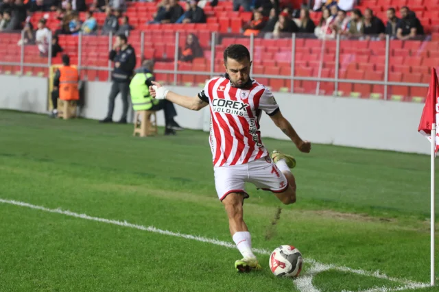 Samsunspor'da Emre Kılınç Antremanda Sakatlandı