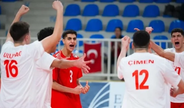  18 Yaş Altı Erkek Voleybol Milli Takımı, Avrupa Şampiyonası Elemeleri'nde yarı finale yükseldi