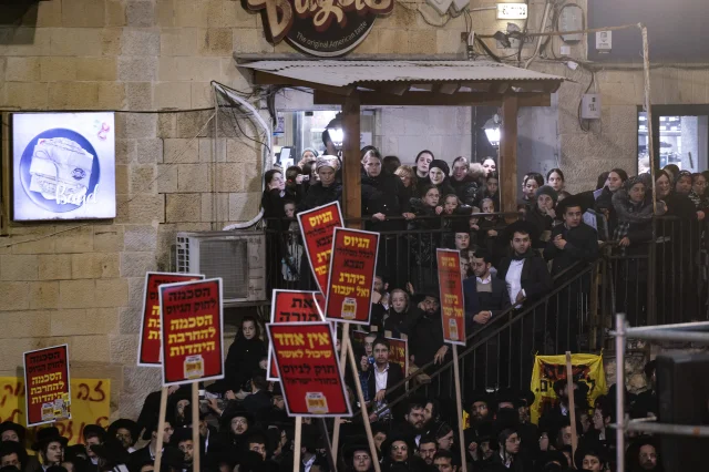 İsrail'de Askerlik Krizi Büyüyor: Harediler Sokağa Döküldü