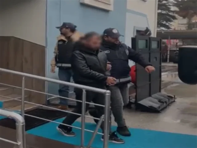 Bolu'da düzensiz göçmen operasyonu: 5 organizatör tutuklandı