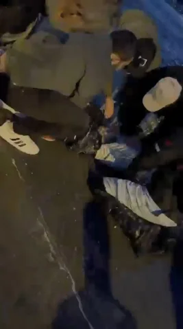 Motosikletli Sürücü Direksiyon Hakimiyetini Kaybetti, Denize Düştü