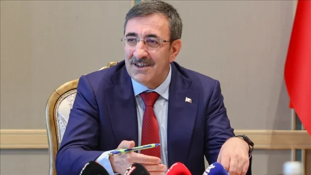 Cumhurbaşkanı Yardımcısı Cevdet Yılmaz: 10 Ocak Çalışan Gazeteciler Günü çok kıymetli