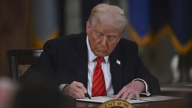 Trump Yönetiminden Venezuela Petrol Gelirlerine İlişkin Kararname