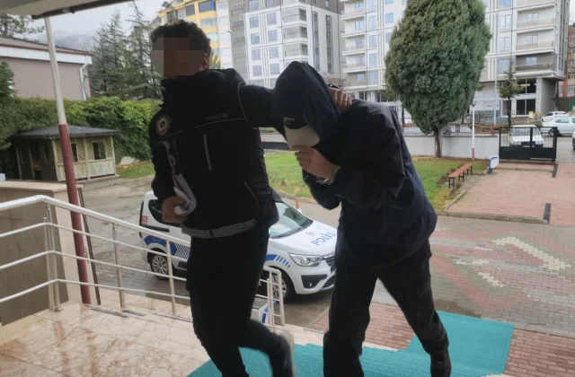 Konya'da uyuşturucu operasyonunda 2 kişi tutuklandı