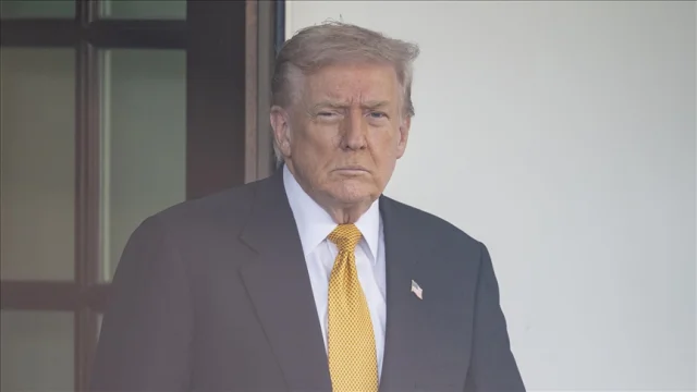 ABD Başkanı Trump'ın Florida'daki konvoyu ''şüpheli nesne'' nedeniyle güzergah değiştirdi