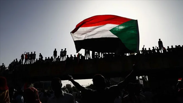 Sudan'ın Kuzey Eyaleti Valisi: ''HDK''ye yabancı destek olmasaydı savaşı bitirirdik''