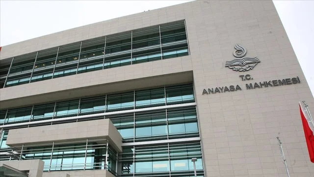 AYM'den CHP'nin logo itirazına karar çıktı! 