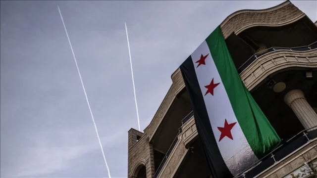 Suriye'de güvenlik alarmı: Meskene yolları akşam saatlerinden itibaren kapatılıyor