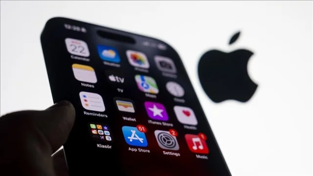 Aktivistlerden Apple ve Google'a Başvuru: X ve Grok Kaldırılsın