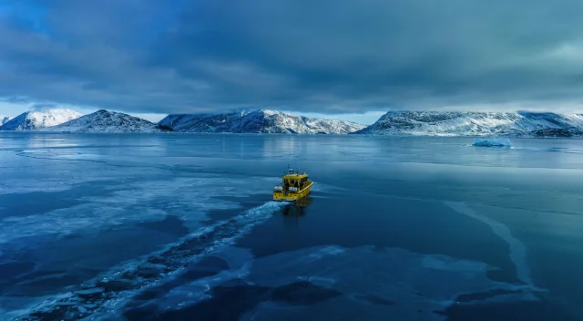 Eriyen Buzullar Grönland'ı ABD-Rusya Çatışma Hattına Taşıyor