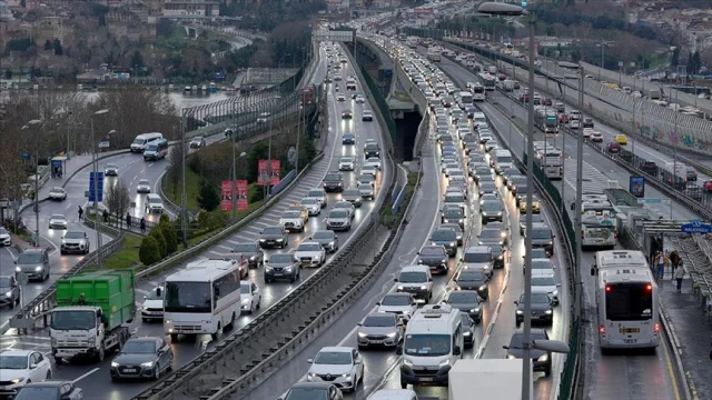 TÜİK: 2025'te 2 milyon 368 bin 538 adet taşıtın trafiğe kaydı yapıldı