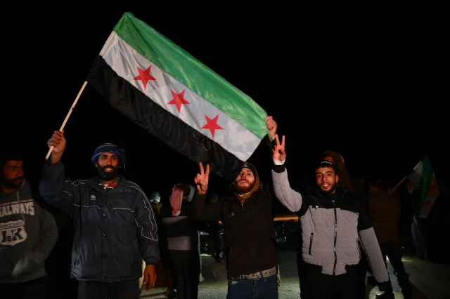 YPG/SDG'nin Fırat'ın Doğusuna Çekilmesi Deyr Hafir'de Umutları Yeşertti