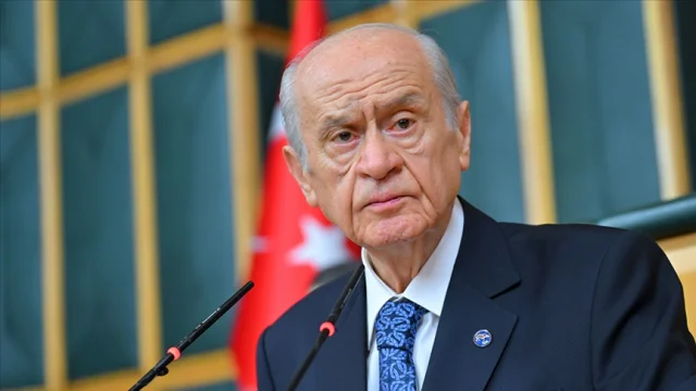 Bahçeli’den Ramazan Bayramı mesajı: “Gönüller birleşsin, kırgınlıklar sona ersin”