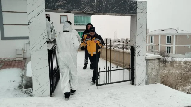 Çorum’da Aile Faciası: Karı Koca Tabancayla Ölü Bulundu