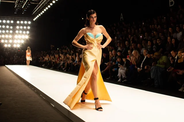 Milano'da Moda Dünyası Irkçılık Tartışmasıyla Çalkalanıyor