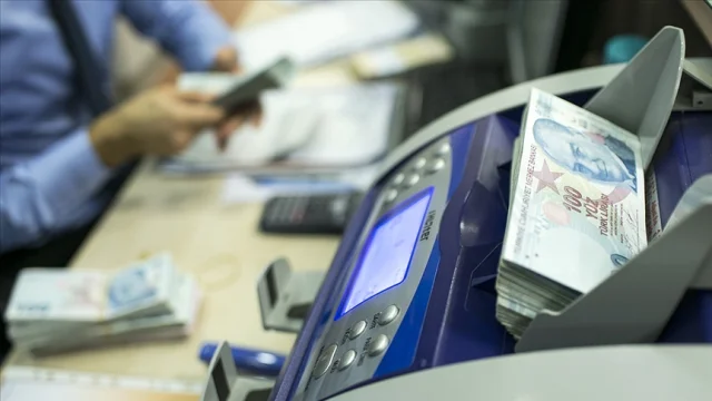 Bankalardaki mevduat hızlandı: Toplam tutar 28,6 trilyon lirayı aştı