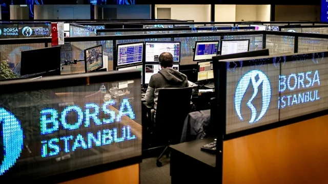 Borsa İstanbul rekora koşuyor: BIST 100 tarihi zirvede açıldı