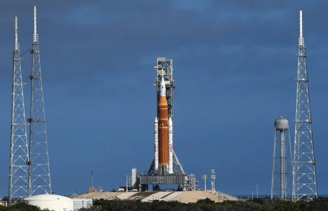 NASA, 50 Yıl Aradan Sonra Mürettebatlı Ay Görevine Hazırlanıyor