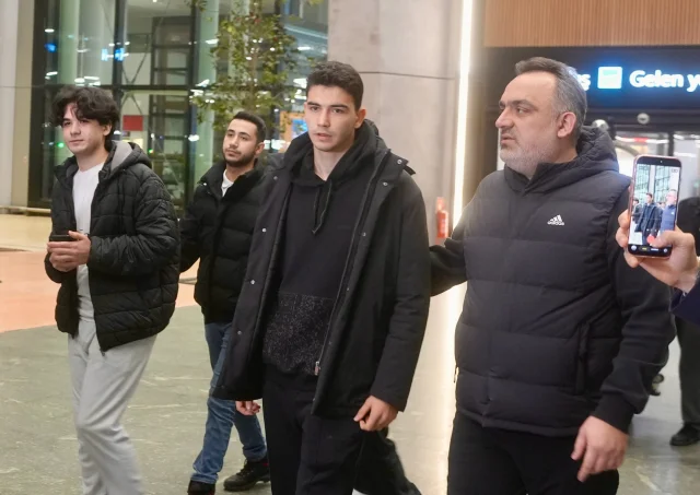 Yasin Özcan Beşiktaş İçin İstanbul'a Geldi