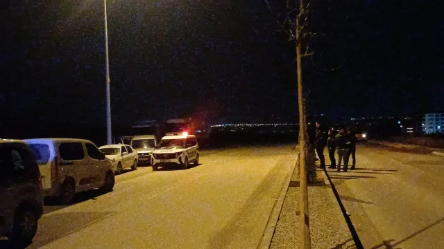 Yorgun Mermi 5'inci Kattaki Evin Balkonuna İsabet Etti