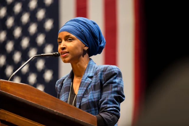 Somali asıllı Temsilciler Meclisi üyesi Omar Minneapolis'te saldırıya uğradı