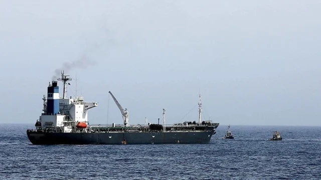 ABD'nin el koyduğu petrol tankerindeki 2 Rus vatandaşı serbest bırakıldı