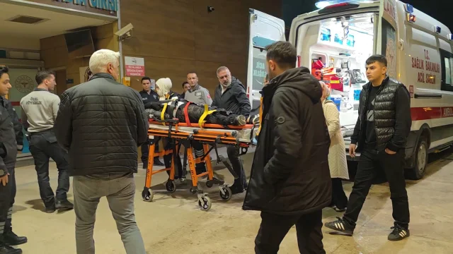 Bursa'da Silahlı Kavga: 18 Yaşındaki Genç Ağır Yaralı