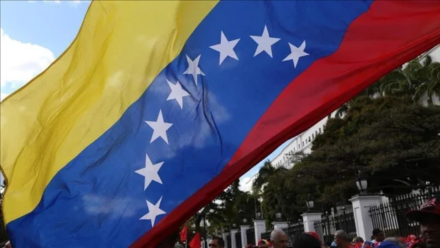 Venezuela, ihtilaflı Esequibo bölgesini resmi haritasına dahil etti